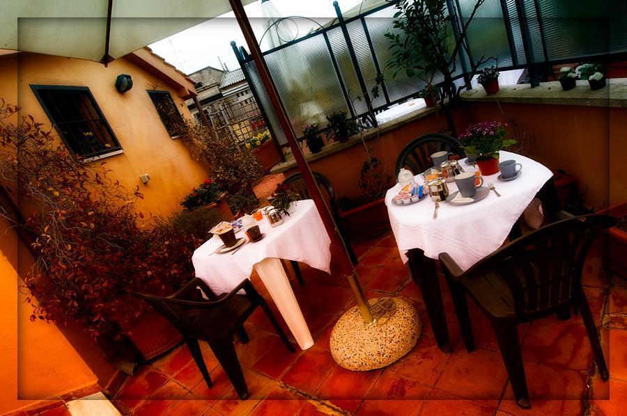 Nazional Rooms Rome Exterior photo